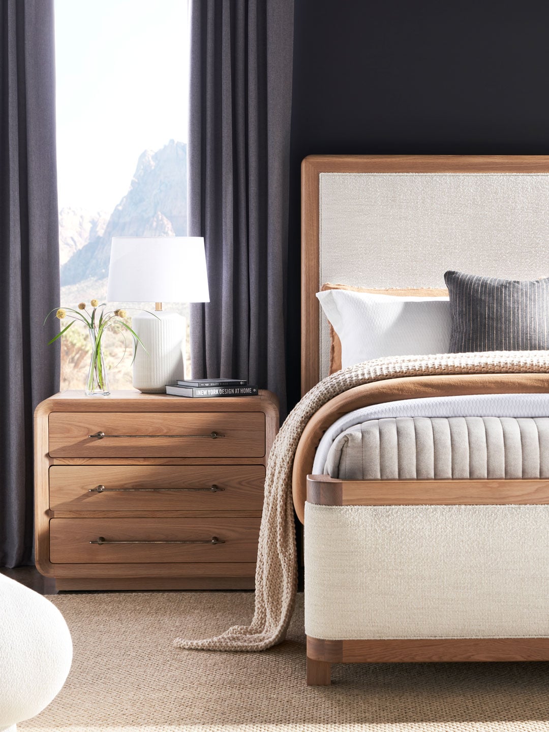 UPHOLSTERED BEDS